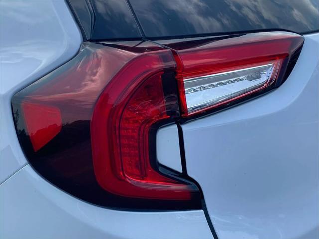 Photo of 2022 White GMC Terrain