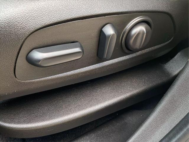 Photo of 2022 White GMC Terrain