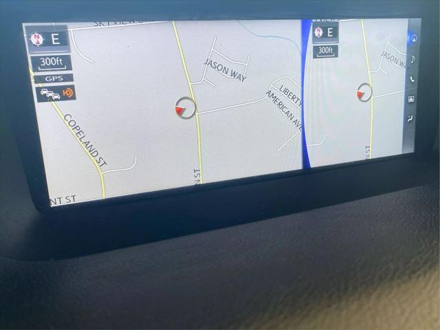 Photo of 2018 Eminent White Pearl Lexus GS 350