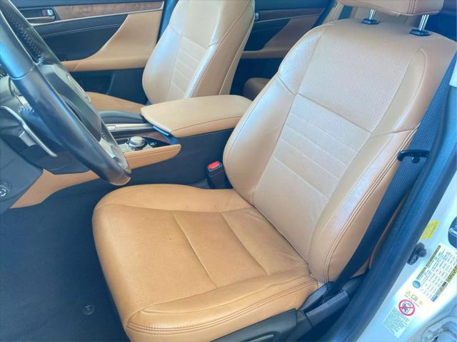 Photo of 2018 Eminent White Pearl Lexus GS 350