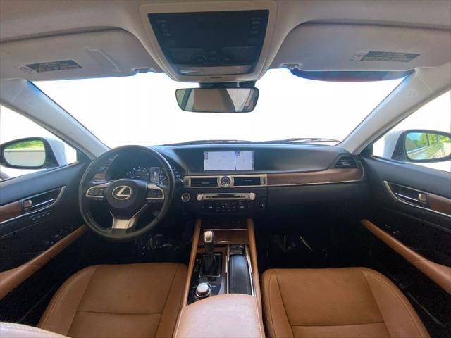 Photo of 2018 Eminent White Pearl Lexus GS 350