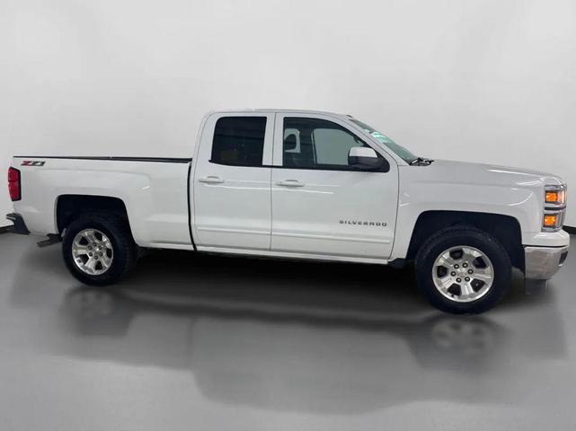 Photo of 2015 Summit White Chevrolet Silverado 1500