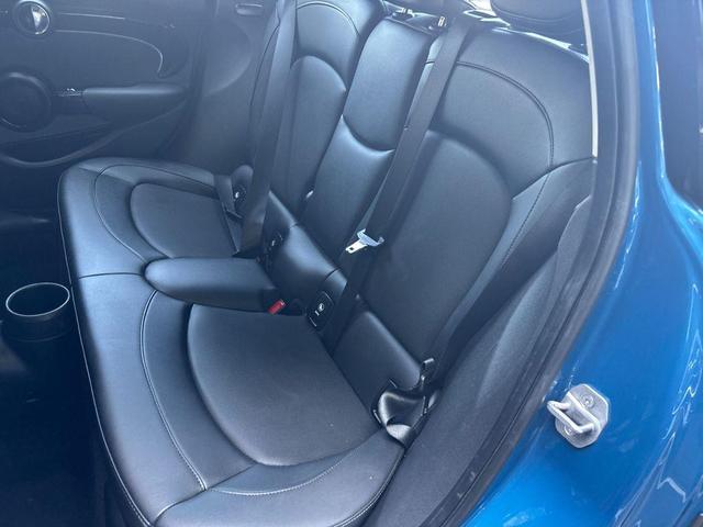 Photo of 2022 Blue MINI Hardtop