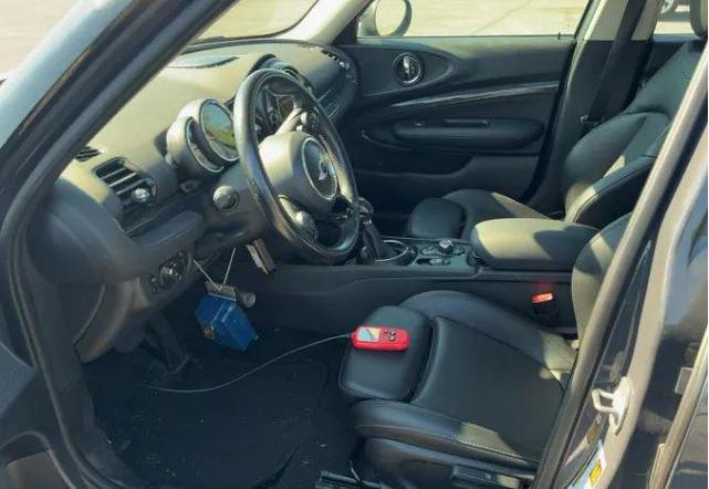 Photo of 2017 Midnight Black Metallic MINI Clubman