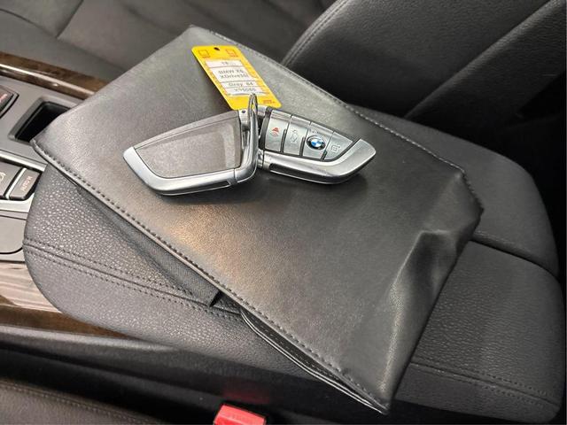 Photo of 2018 Gray BMW X5