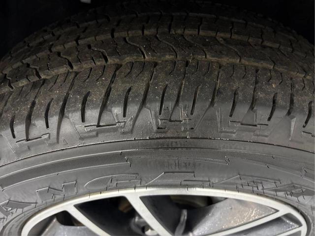 Photo of 2020 Diamond Black Crystal Pearlcoat Jeep Grand Cherokee