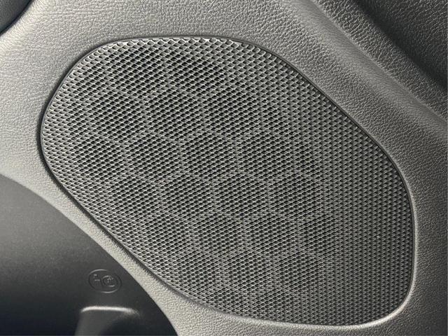 Photo of 2020 Diamond Black Crystal Pearlcoat Jeep Grand Cherokee