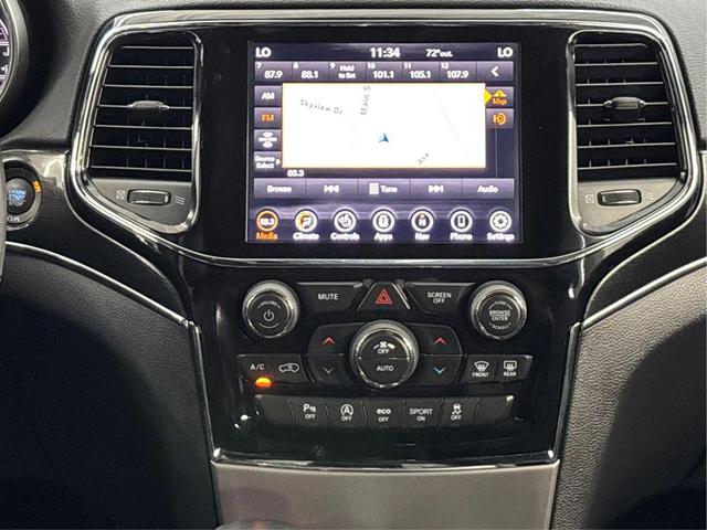 Photo of 2020 Diamond Black Crystal Pearlcoat Jeep Grand Cherokee