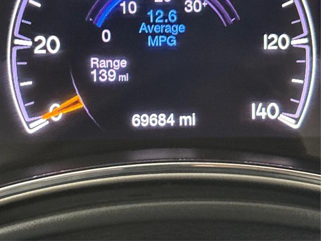 Photo of 2020 Diamond Black Crystal Pearlcoat Jeep Grand Cherokee