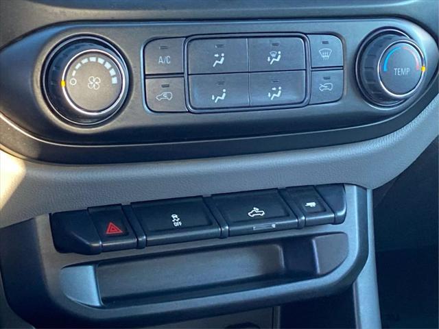 Photo of 2021 Summit White Chevrolet Colorado
