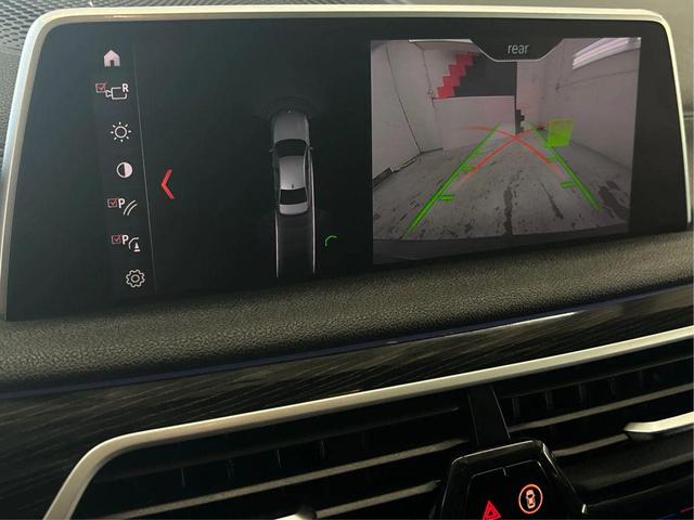 Photo of 2019 Black BMW 740