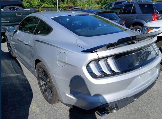 Photo of 2019 Ingot Silver Metallic Ford Mustang