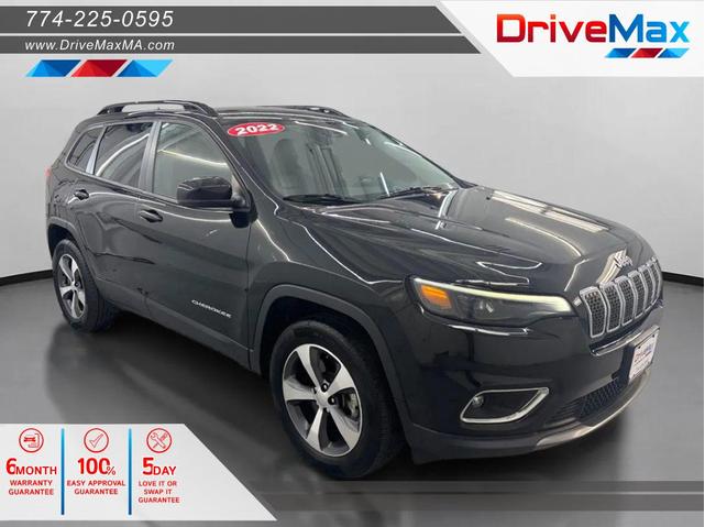 Photo of 2022 Diamond Black Crystal Pearlcoat Jeep Cherokee