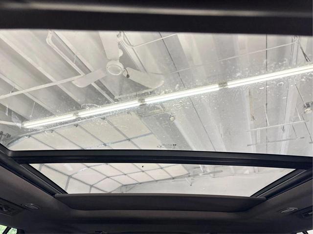 Photo of 2021 Black Chevrolet Suburban