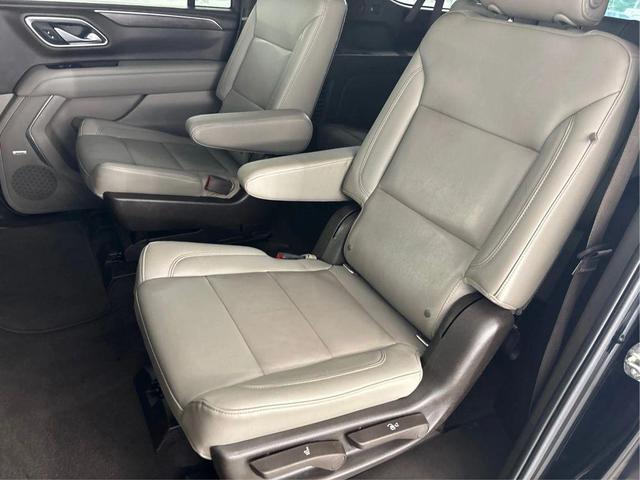 Photo of 2021 Black Chevrolet Suburban