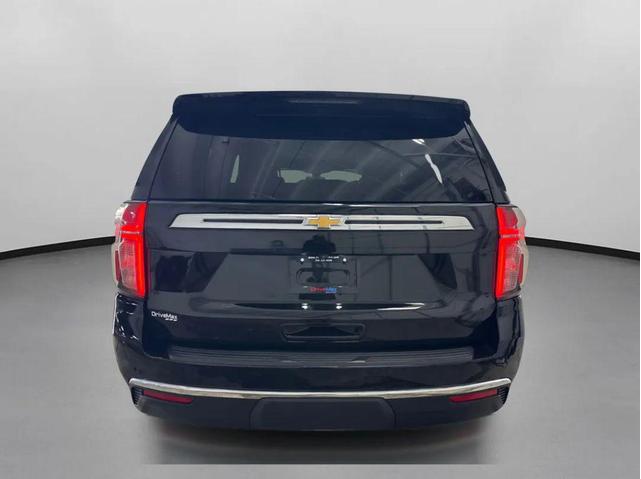 Photo of 2021 Black Chevrolet Suburban