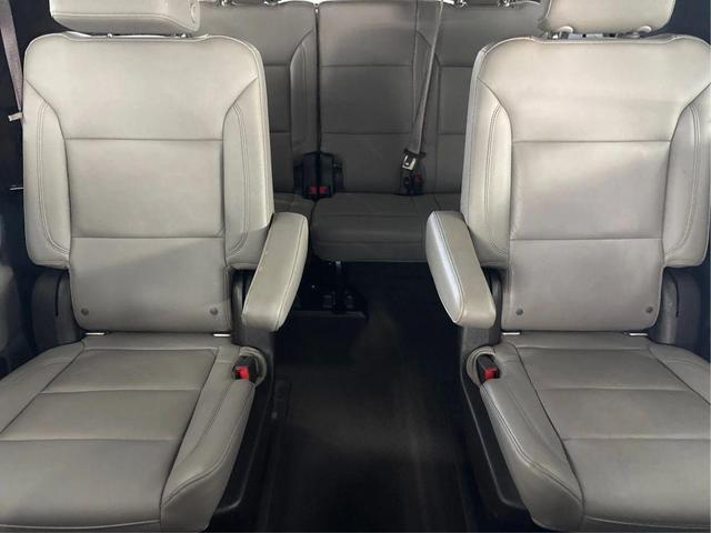 Photo of 2021 Black Chevrolet Suburban