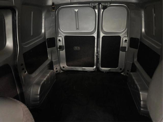 Photo of 2013 Silver Nissan NV200