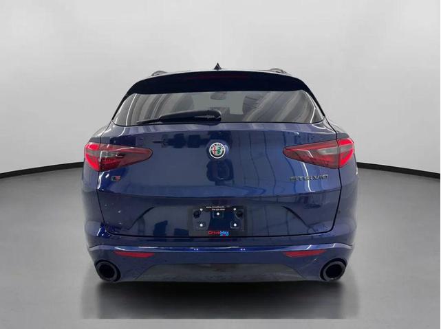 Photo of 2020 Montecarlo Blue Metallic Alfa Romeo Stelvio