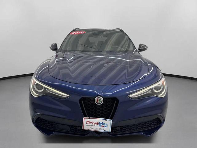 Photo of 2020 Montecarlo Blue Metallic Alfa Romeo Stelvio