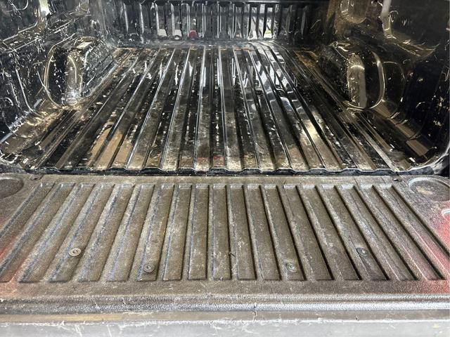 Photo of 2018 Black Chevrolet Silverado 1500