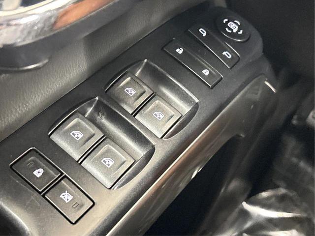 Photo of 2018 Black Chevrolet Silverado 1500