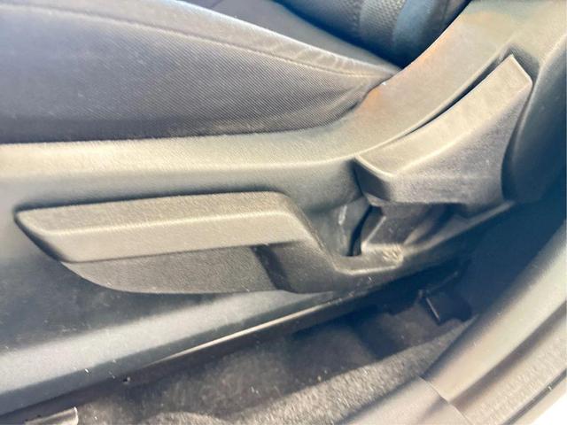 Photo of 2020 Crystal White Pearl Subaru Impreza
