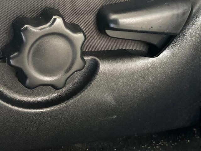 Photo of 2017 Magnetic Gray Metallic Toyota Tacoma