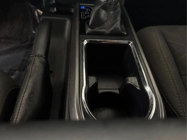 Photo of 2017 Magnetic Gray Metallic Toyota Tacoma