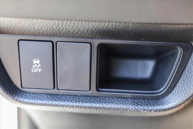 Photo of 2026 Platinum White Pearl Honda HR-V