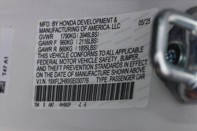 Photo of 2025 Platinum White Pearl Honda Civic