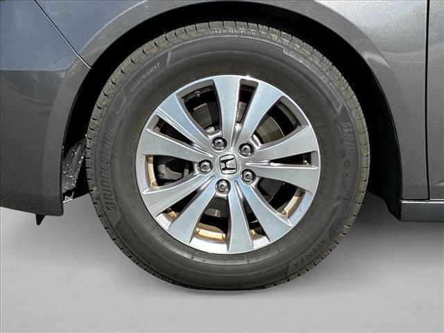 Photo of 2014 Modern Steel Metallic Honda Odyssey