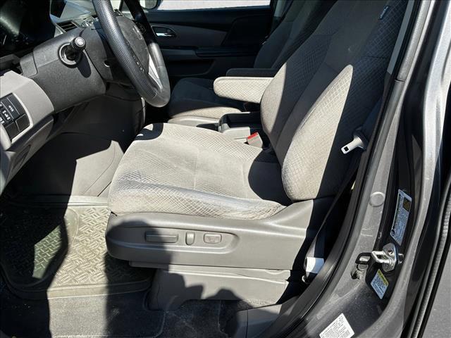Photo of 2014 Modern Steel Metallic Honda Odyssey