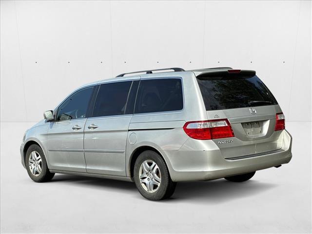 Photo of 2007 Silver Pearl Metallic Honda Odyssey