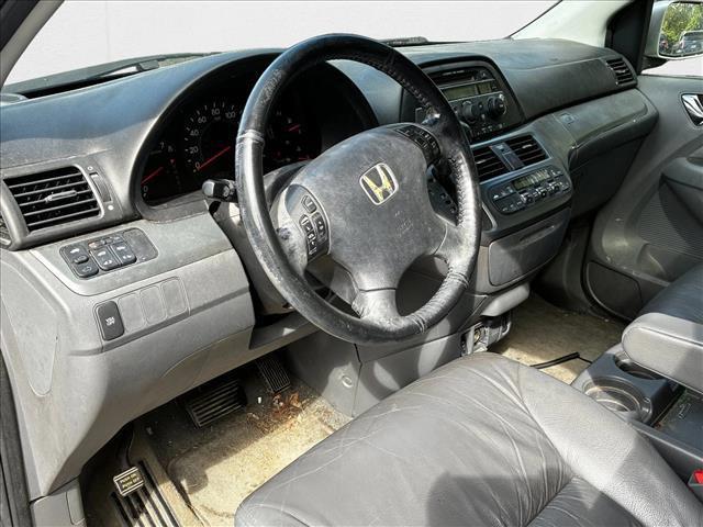 Photo of 2007 Silver Pearl Metallic Honda Odyssey