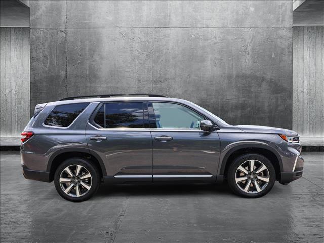 Photo of 2025 Modern Steel Metallic Honda Pilot