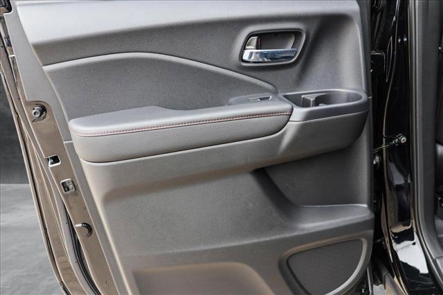 Photo of 2025 Crystal Black Pearl Honda Ridgeline