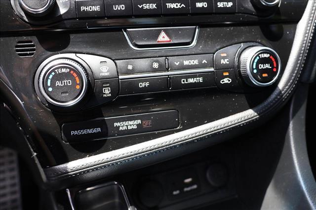 Photo of 2015 Ebony Black Kia Optima