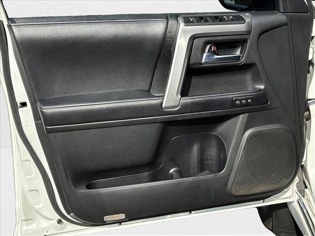 Photo of 2019 Blizzard Pearl Toyota 4Runner