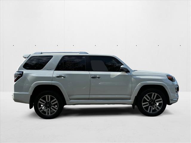 Photo of 2019 Blizzard Pearl Toyota 4Runner