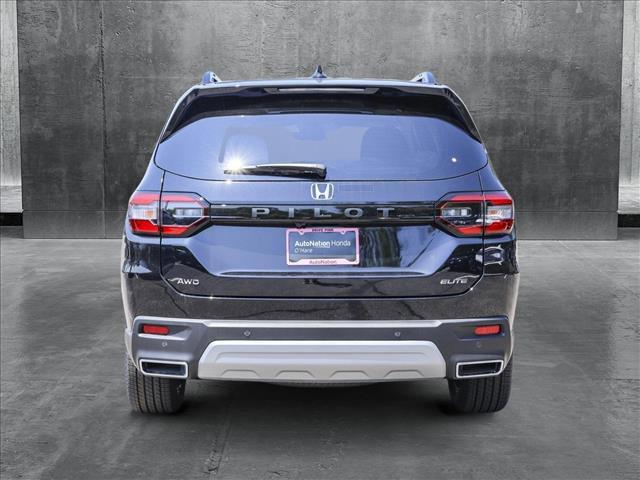 Photo of 2025 Crystal Black Pearl Honda Pilot