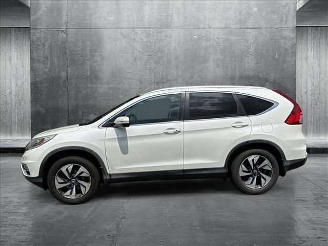 Photo of 2015 White Diamond Pearl Honda CR-V