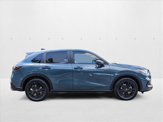 Photo of 2026 Nordic Forest Pearl Honda HR-V