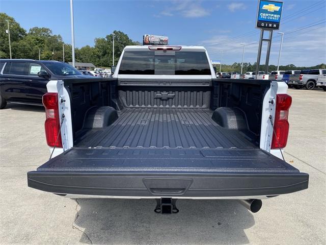 Photo of 2026 Summit White Chevrolet Silverado 3500
