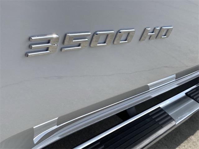 Photo of 2026 Summit White Chevrolet Silverado 3500