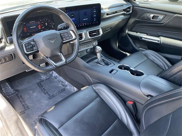 Photo of 2024 Silver Metallic Ford Mustang