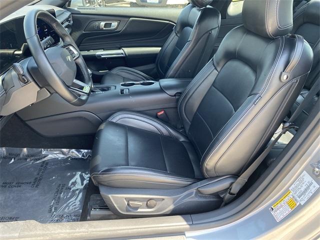 Photo of 2024 Silver Metallic Ford Mustang