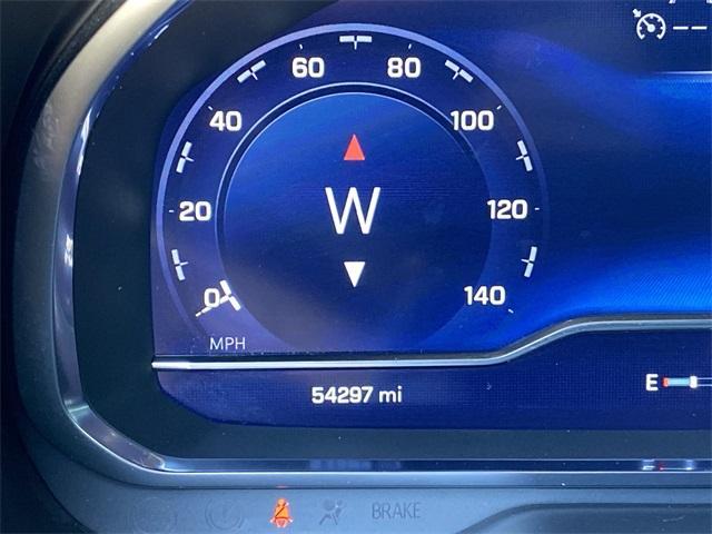 Photo of 2024 Summit White Chevrolet Suburban