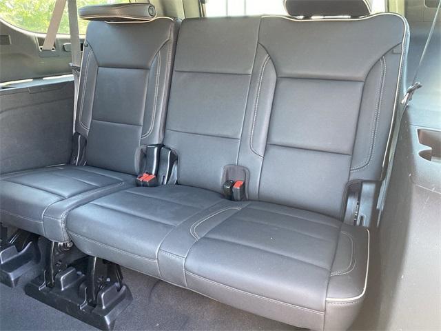 Photo of 2024 Summit White Chevrolet Suburban