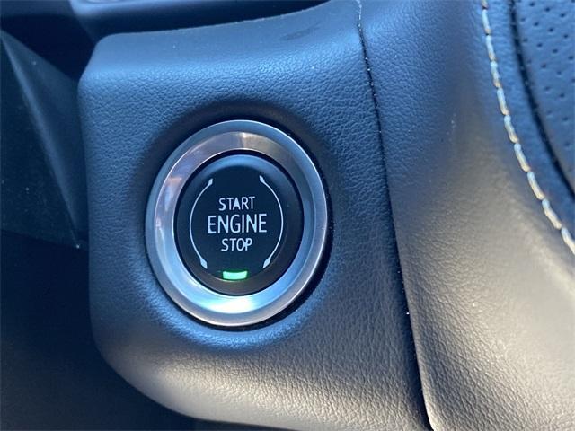 Photo of 2024 Summit White Chevrolet Suburban